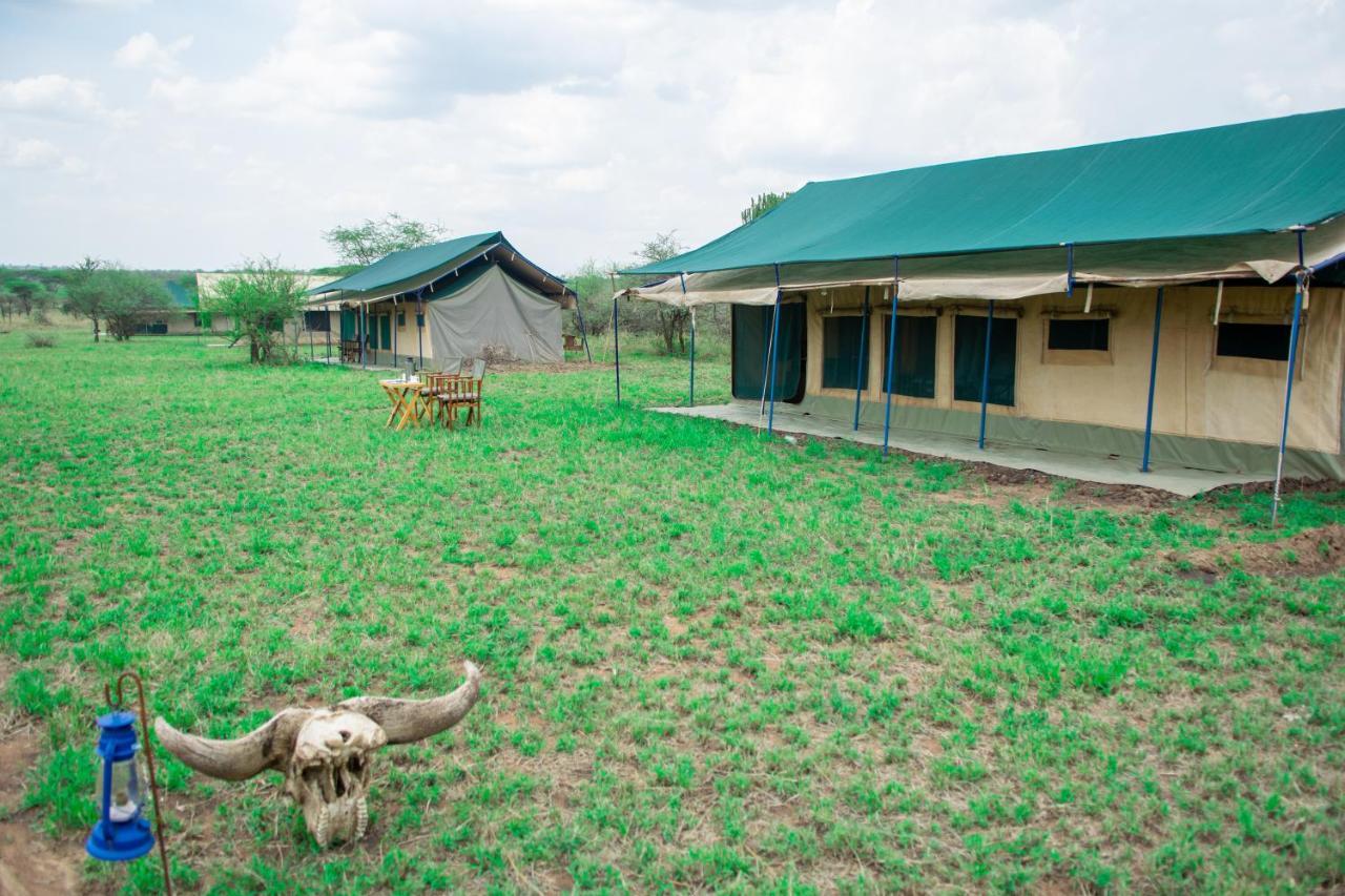 Serengeti Kamwene Tented Camp Nyabogati Exterior photo