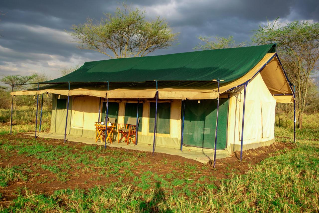 Serengeti Kamwene Tented Camp Nyabogati Exterior photo